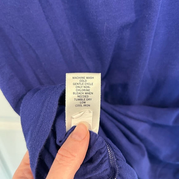 Banana Republic Blue drape neck tee - Picture 3 of 4